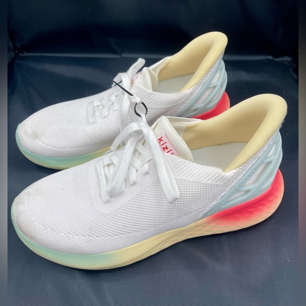 KIZIK Athens 2 Hands-Free Sneakers, Women’s 9 Men’s 7.5, White